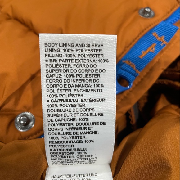 Amazon Essentials Boys' Heavy-Weight Hooded Puffer - Picture 5 of 6